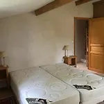 La Vieille Cure, Spa, Wifi A 20 Min Des Plages * La Jonchere