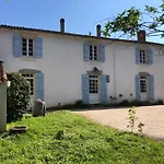 Дом отдыха La Vieille Cure, Spa, Wifi A 20 Min Des Plages *