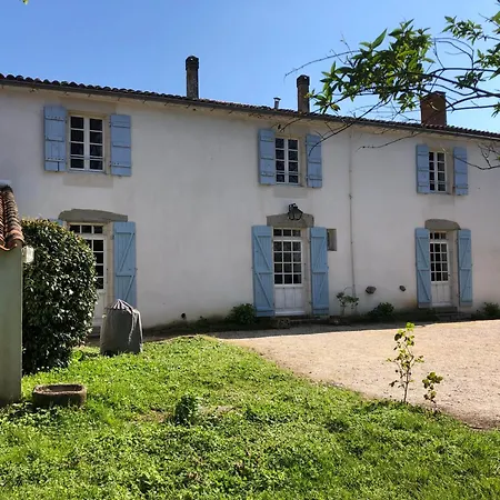 Holiday home La Vieille Cure, Spa, Wifi A 20 Min Des Plages *