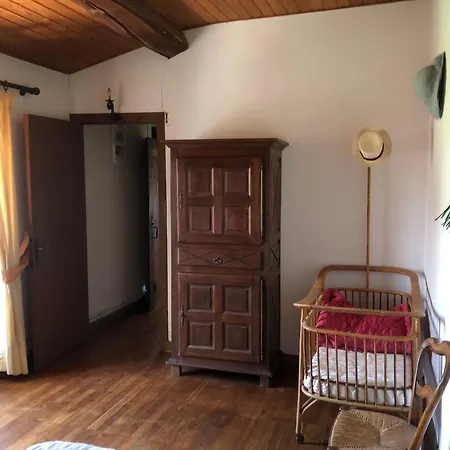 La Vieille Cure, Spa, Wifi A 20 Min Des Plages La Jonchere