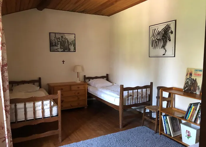 Tatil Evi La Vieille Cure, Spa, Wifi A 20 Min Des Plages La Jonchere