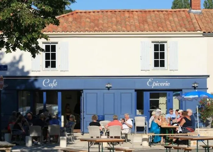 La Vieille Cure, Spa, Wifi A 20 Min Des Plages * La Jonchere